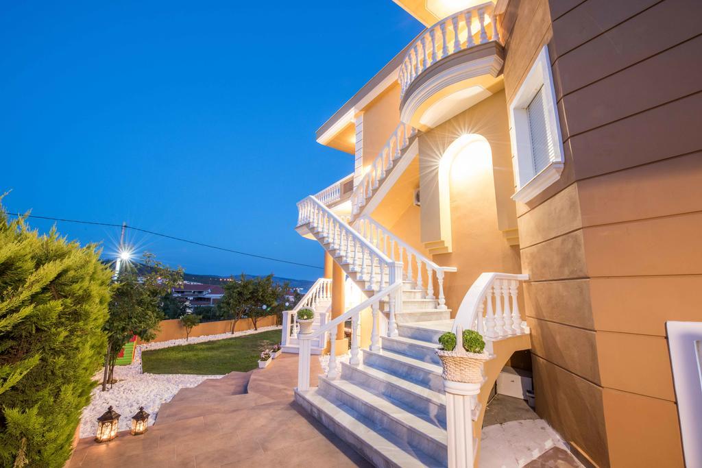 Angels View Luxury Family Apartments Limenaria  Bagian luar foto